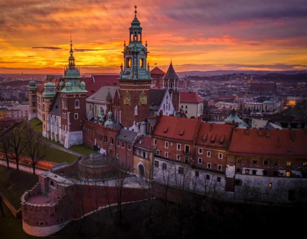 Spa Bath Apartment Krasków Εξωτερικό φωτογραφία